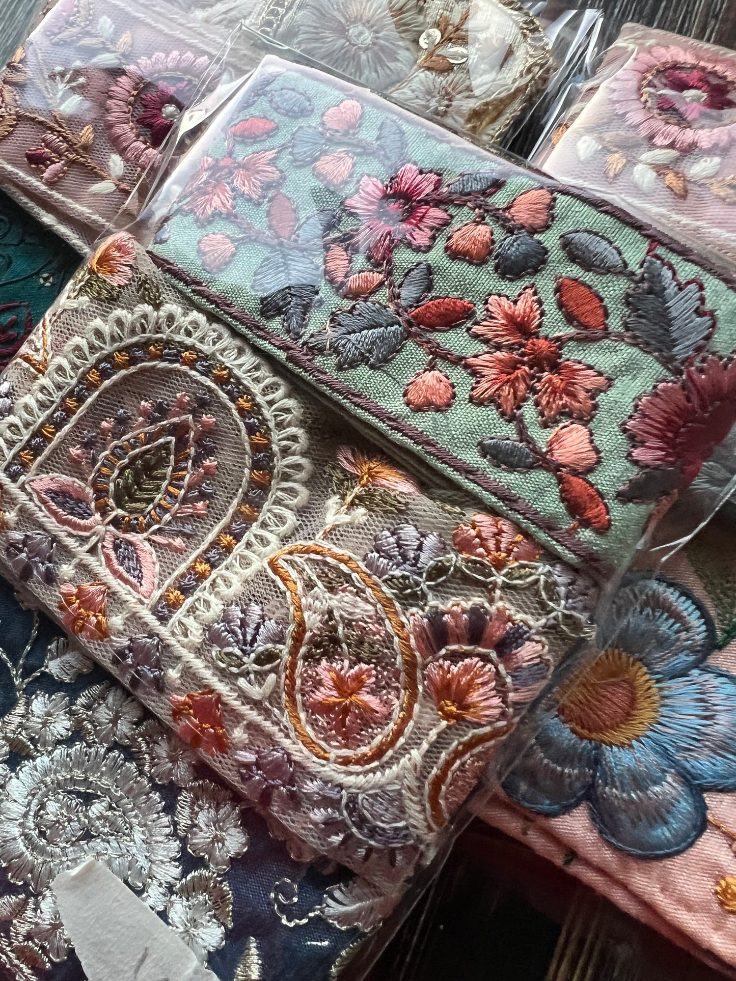 Embroidered Indian Trim pack