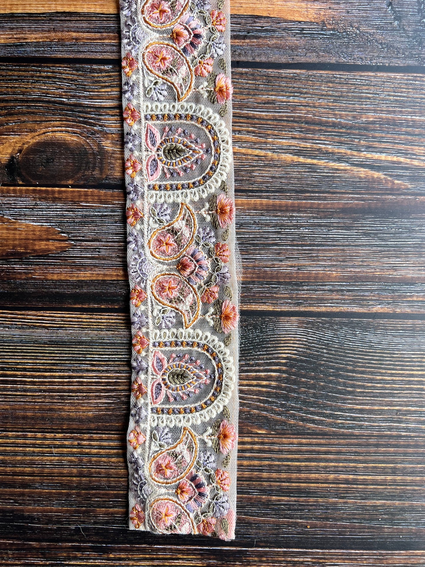 Arches Blooming embroidered Indian trim