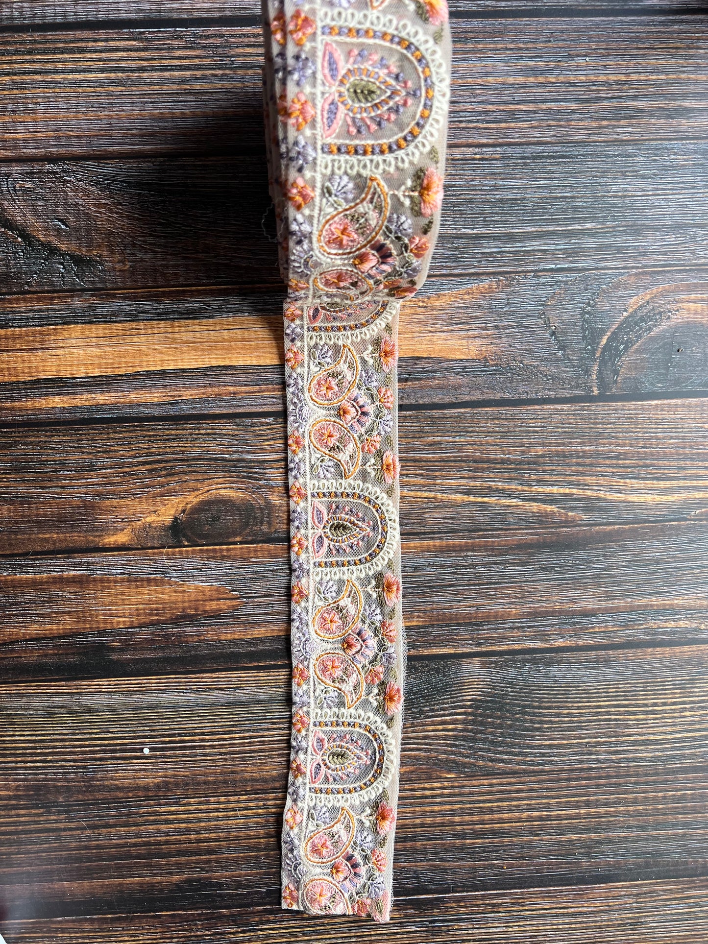 Arches Blooming embroidered Indian trim