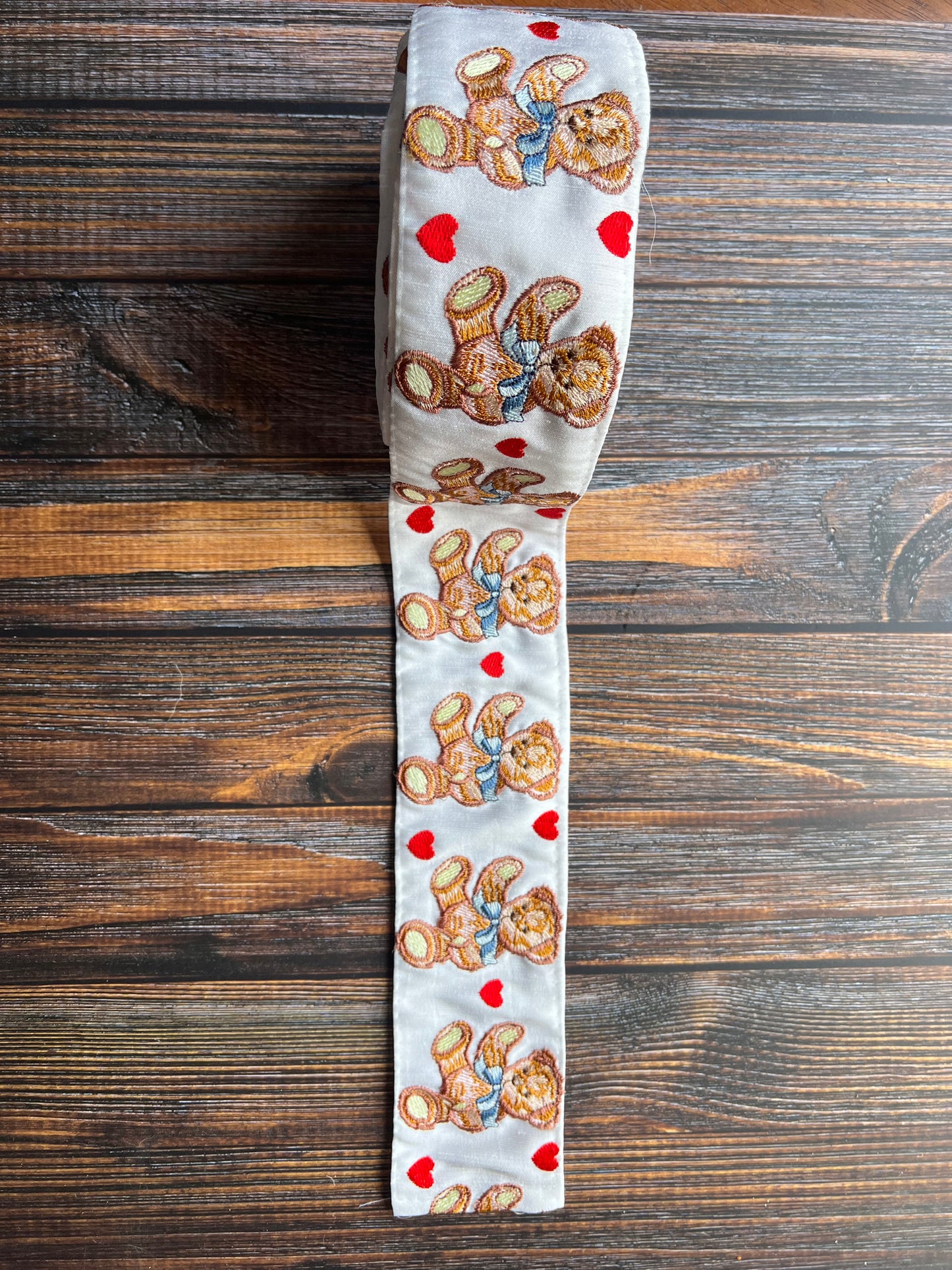 Teddy Bear Love embroidered trim